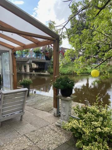 Tinyhouse Woody At The Water Apartamento Zaandam Exterior foto